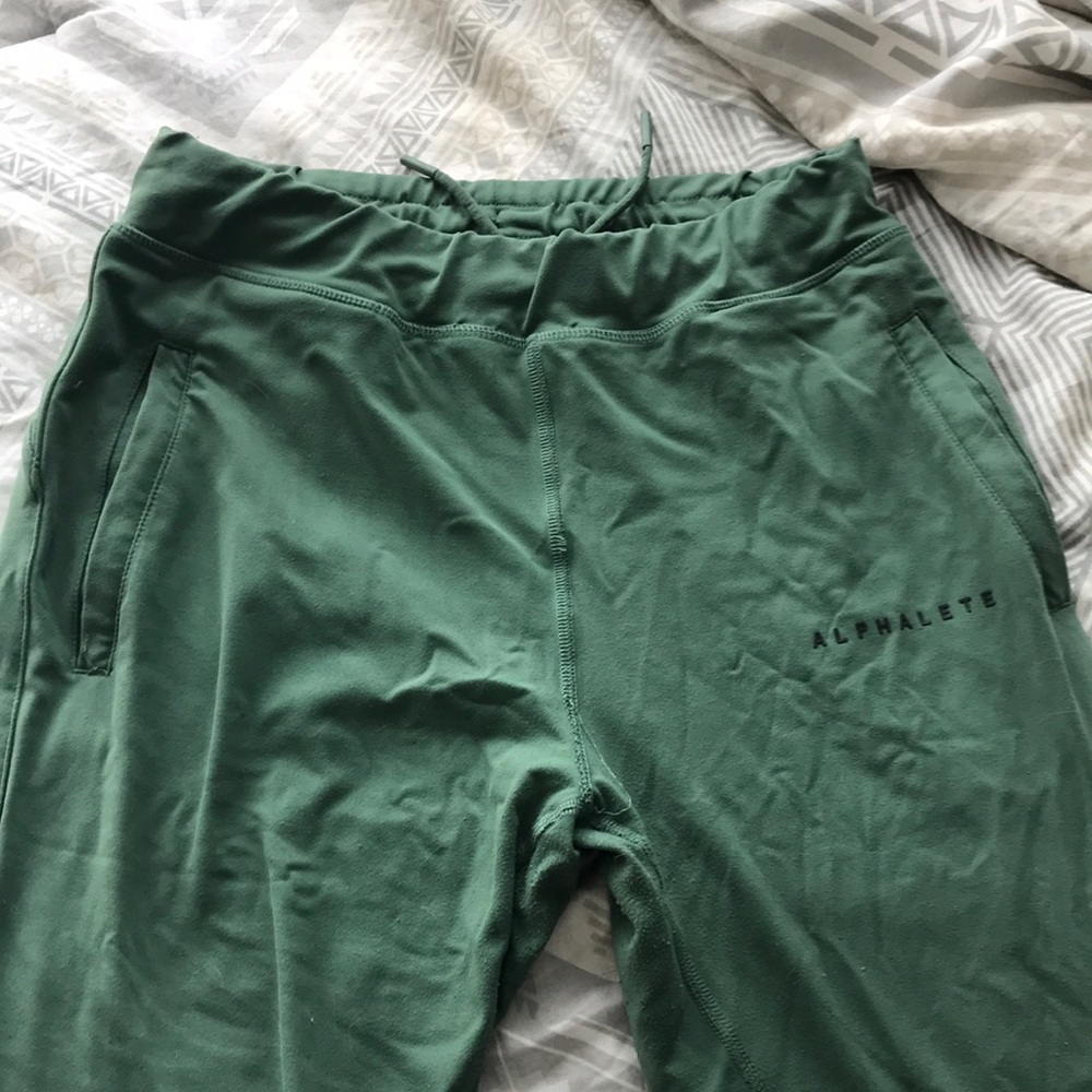 alphalete Green joggers Medium